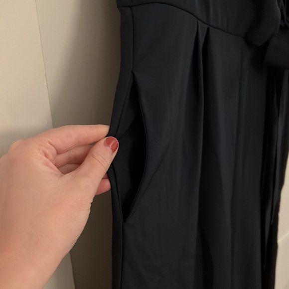 Navy Jumpsuit Sleeveless with pockets - Picture 6 of 7